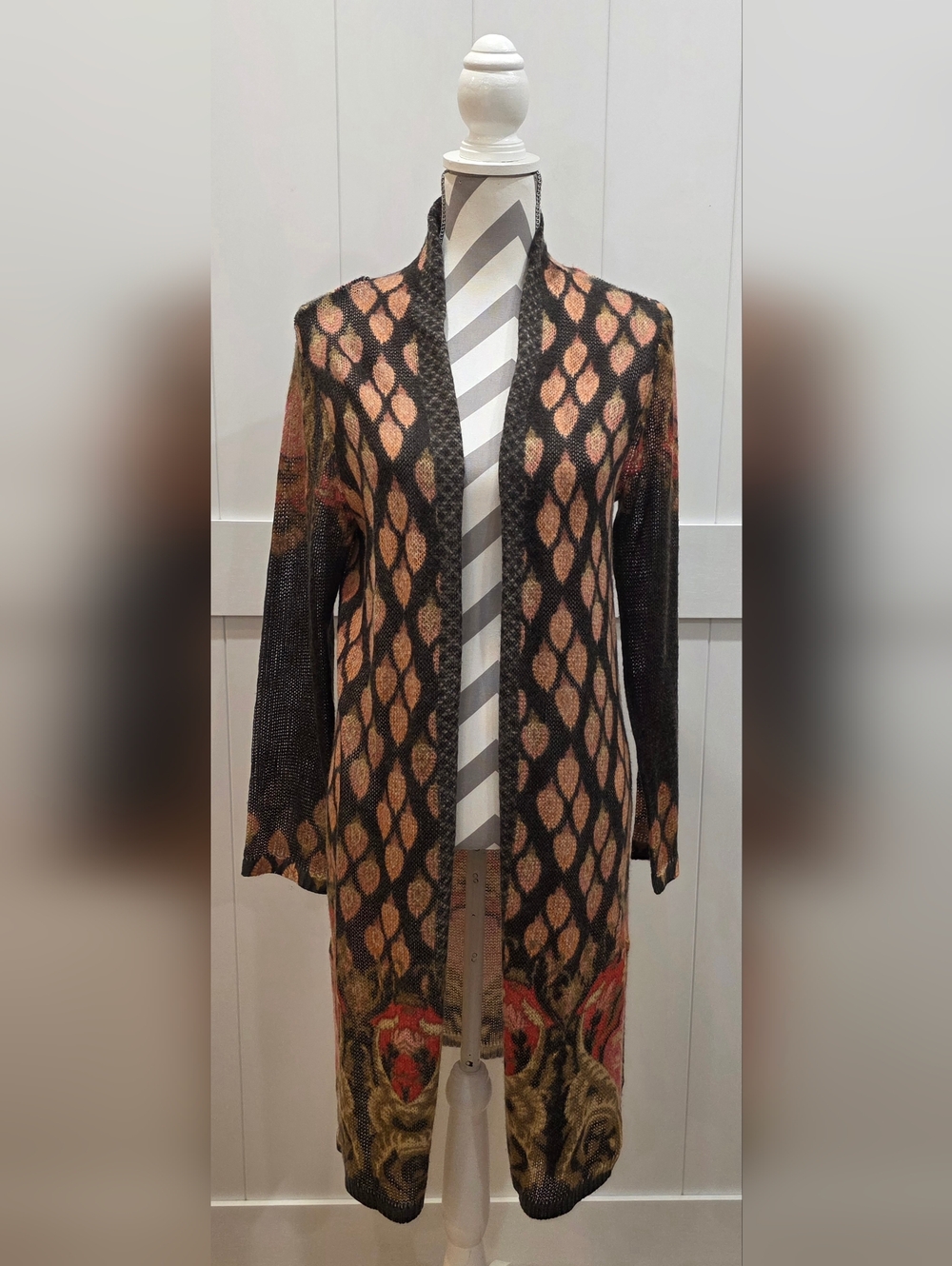 Chico's Women's Multicolor Long Cardigan Size 1 -Item 151